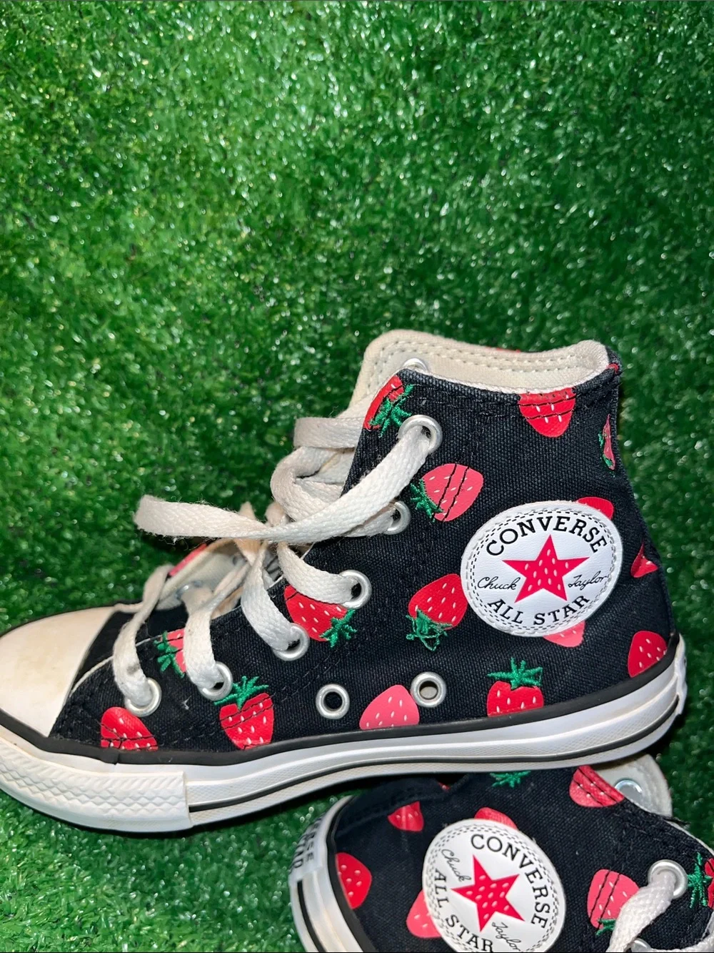 Converse All Star Shoes For Kids Hi Top Strawberries 🍓
